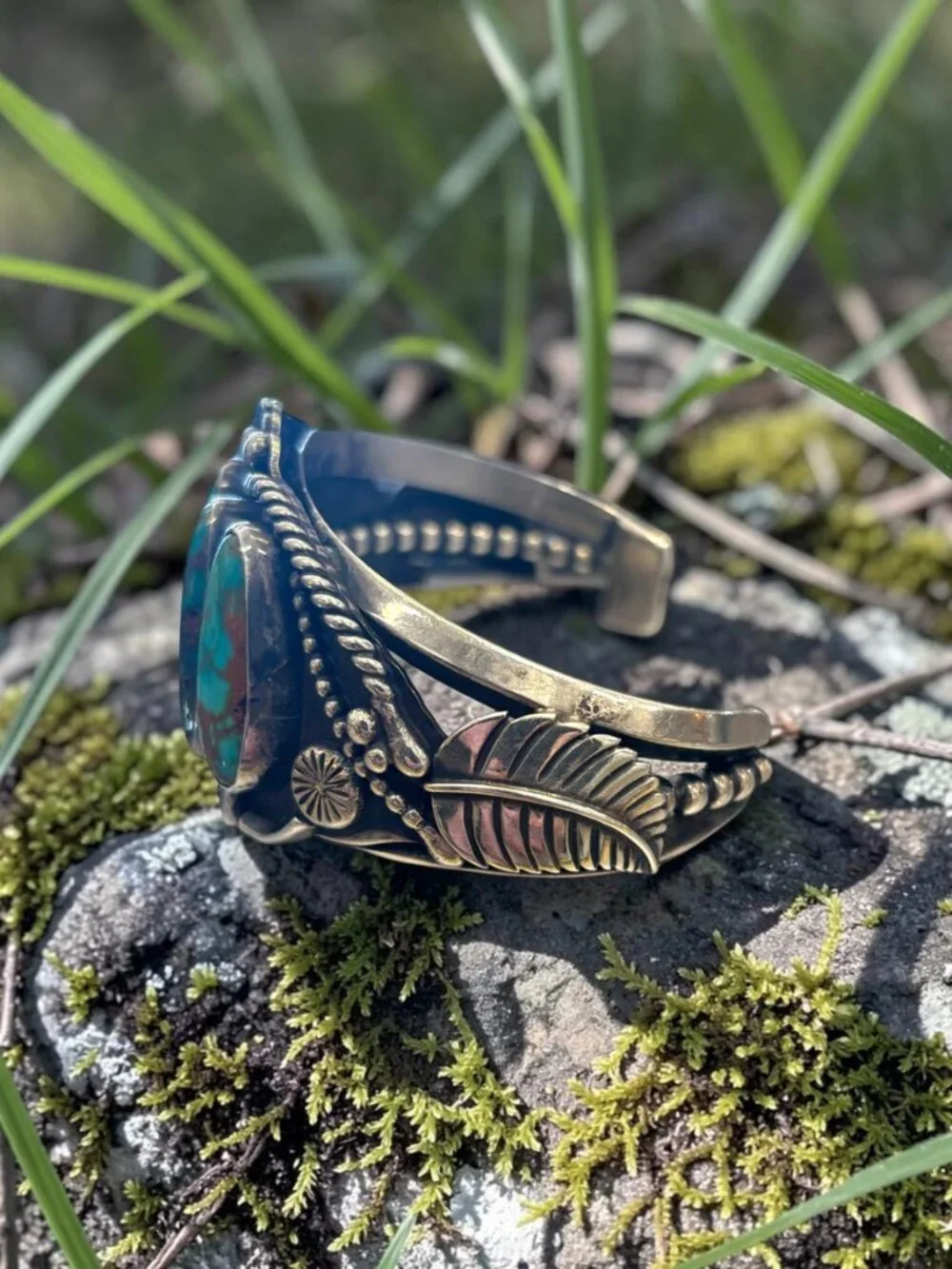 Vintage Navajo Sterling Silver & Turquoise Statement Cuff Bracelet - Picture 4 of 7